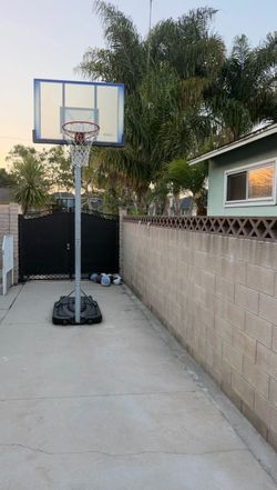 Adjustable Basketball Court