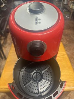 Back to School Sale Gently Used Compact Air Fryer. 2 QT .
