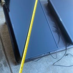Insignia 32” TV 
