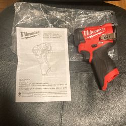Milwaukee M12 Fuel 1/4” HEX IMPACT DRIVER