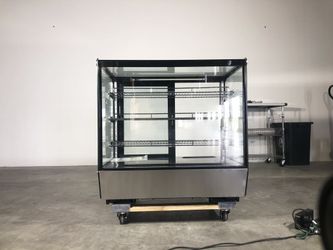 35 ins Refrigerated Countertop Bakery Display Case NSF CW-195