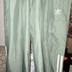 NEW ADIDAS CARGO PANTS