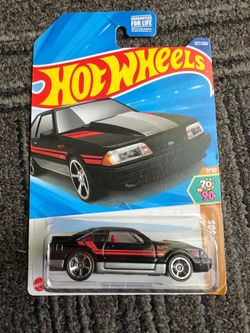 Hot Wheels Black ‘92 Ford Mustang Foxbody – Brand New | 70s vs 90s
