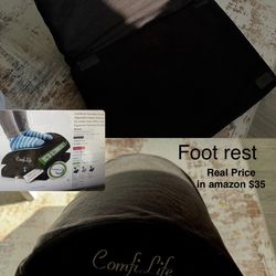 Selling a ComfiLife memory foam foot rest