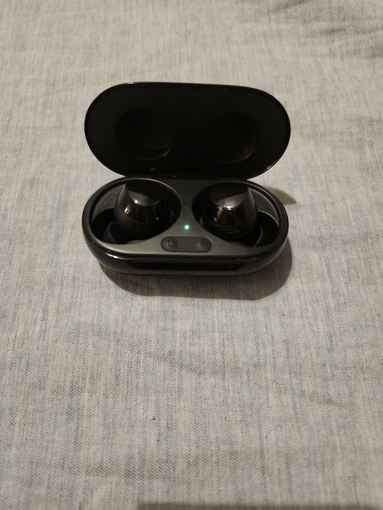 Galaxy Buds+, Cosmic Black