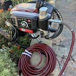 Titán Impact 440 sprayer