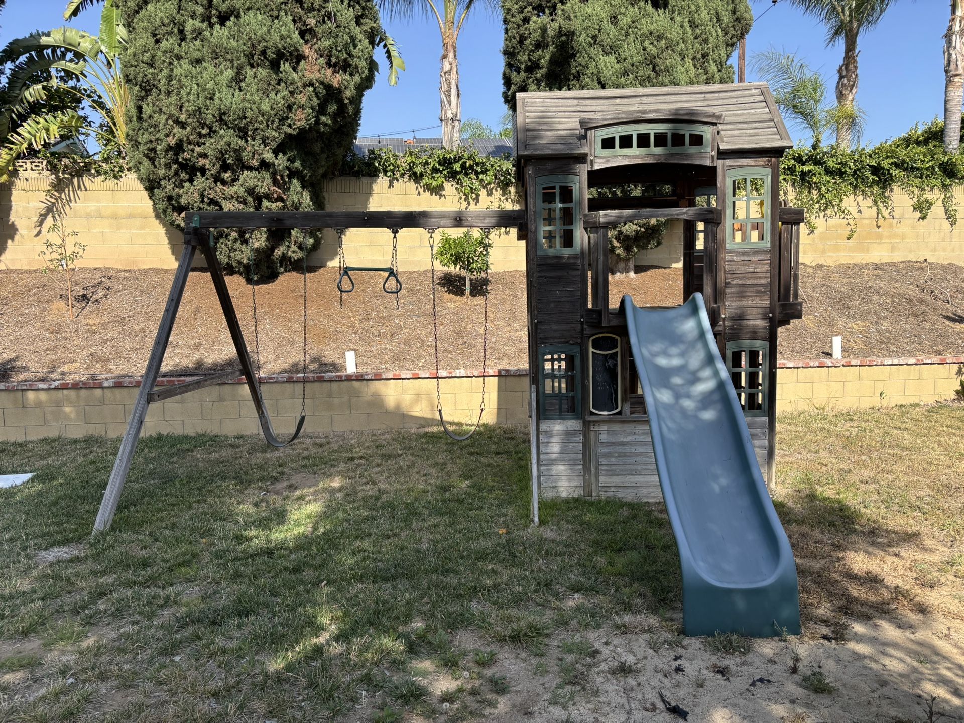 Backyard Play Set