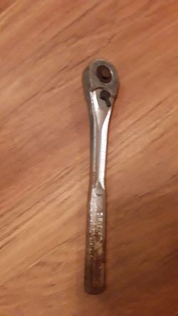 Craftsman 1/2" drive ratchet wrench used