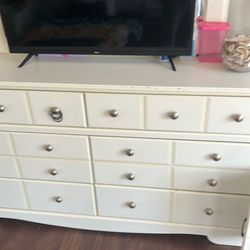 Bedroom dresser