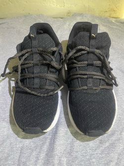 PUMA  SZ 7.5 Men’s Black/White Low Top Lace-Up Athletic Sneakers Broken heel