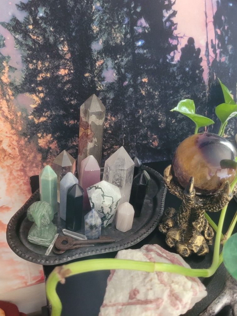 Crystal Points
