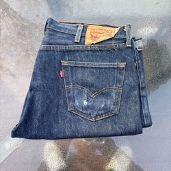 Levi 501 shorts 38x32