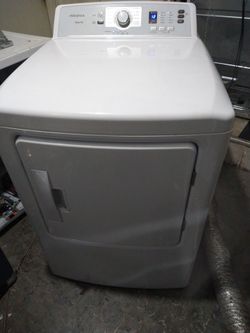 Gas dryer refurbished works great. Heavy duty. Can deliver install and haul