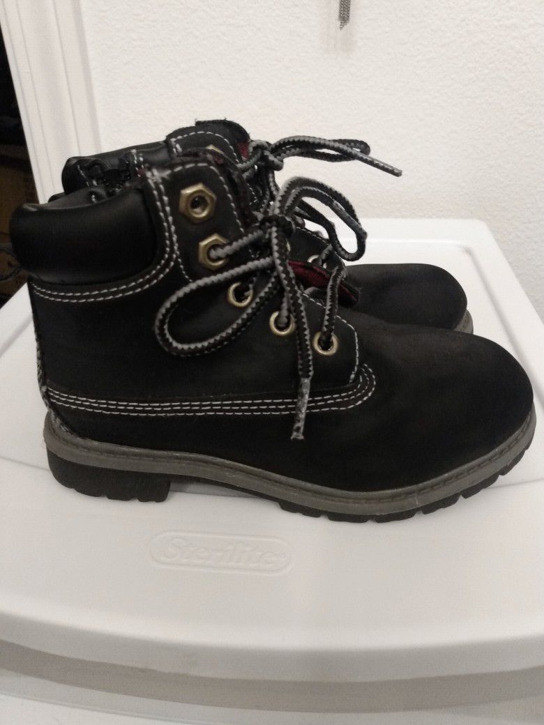 Boys boots/ Faded Glory/ size 10