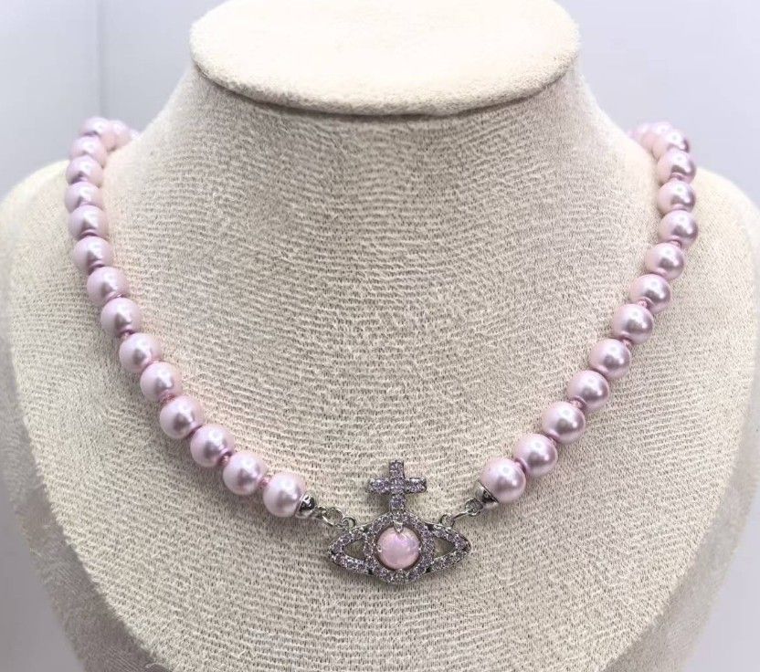 Cross pink pearl necklace