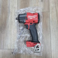 NEW Milwaukee M18 Fuel Brushless 1/2" Mid Torque Impact Wrench 2962-20