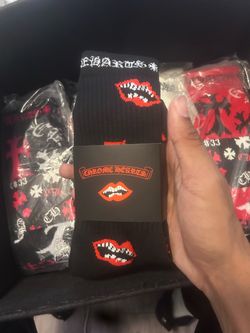 Chrome heart sock