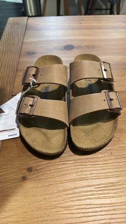 NEW Birkenstock Arizona Soft Footbed Leather Sandals – Women’s 6