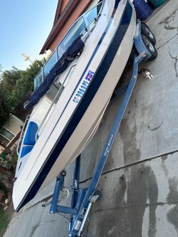 2001 Reinell 200