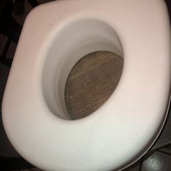 Raised Toilet Seat ( Booster)