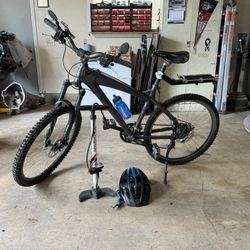 Haro Escape Mountain Bike With Extras