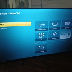 Built-in Roku TV HISENSE