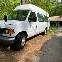 2007 Ford E-350