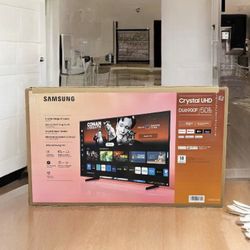HD280 50” Samsung smart 4k led Uhd tv floor model 