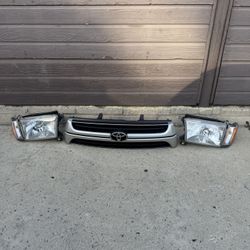 Toyota 4Runner Headlights & Grille  96/2002