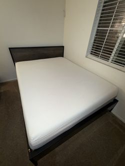 Queen Bed With Mattress