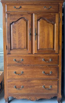 Ethan Allen dresser chest cabinet