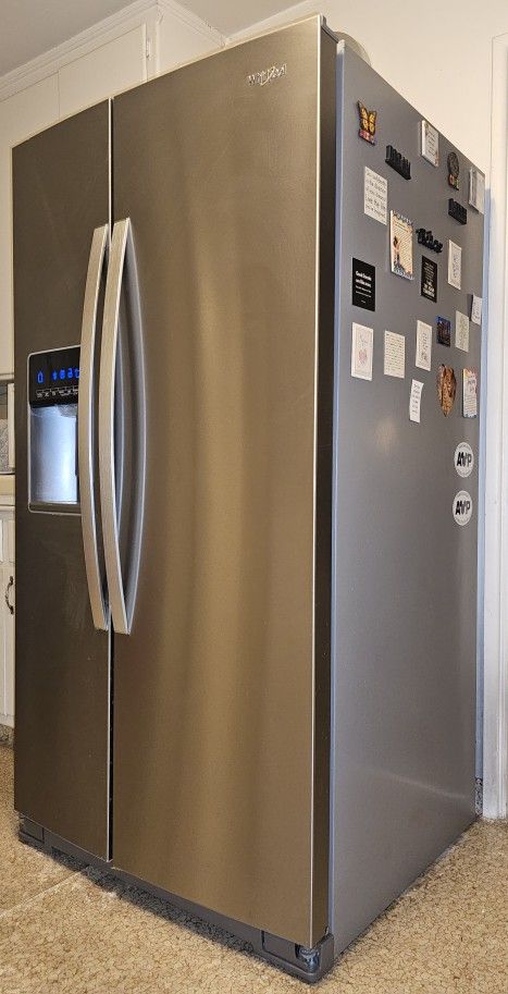 28 Cu. Ft. Refrigerator 