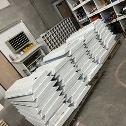 Fluorescent Light Fixtures