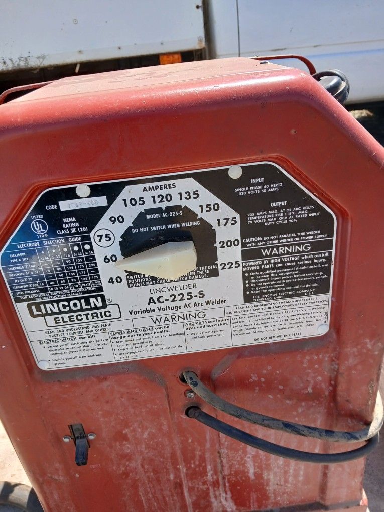 225 Ac Welder