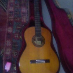 Yamaha 1978 Acoustic Guitar 