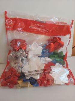 Christmas House 30-Piece Self-Adhesive Gift Bows