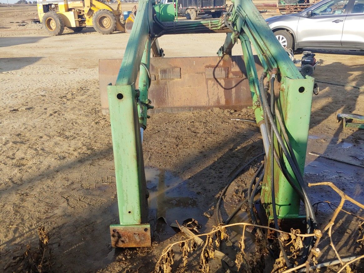 Tractor Shovel Attachment