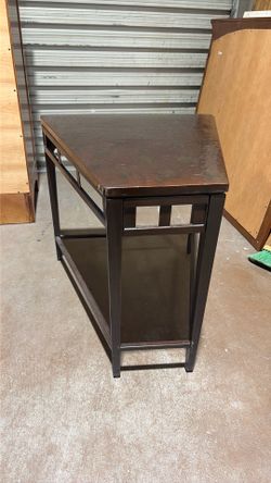 Triangular Metal Framed End Table W/Hammered Metal Top