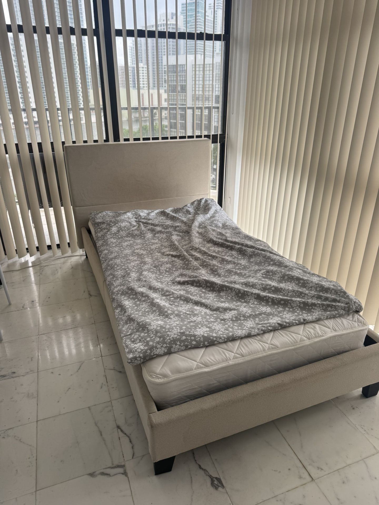 Twin Size Bed And Mattress
