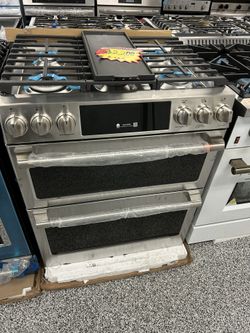30’ Inches CAFE GAS STOVE DOUBLE OVEN!!! Air Fryer!!! Stainless Steel BRAND NEW OPEN BOX!!! With 6 Burners And Griddle!!!! 