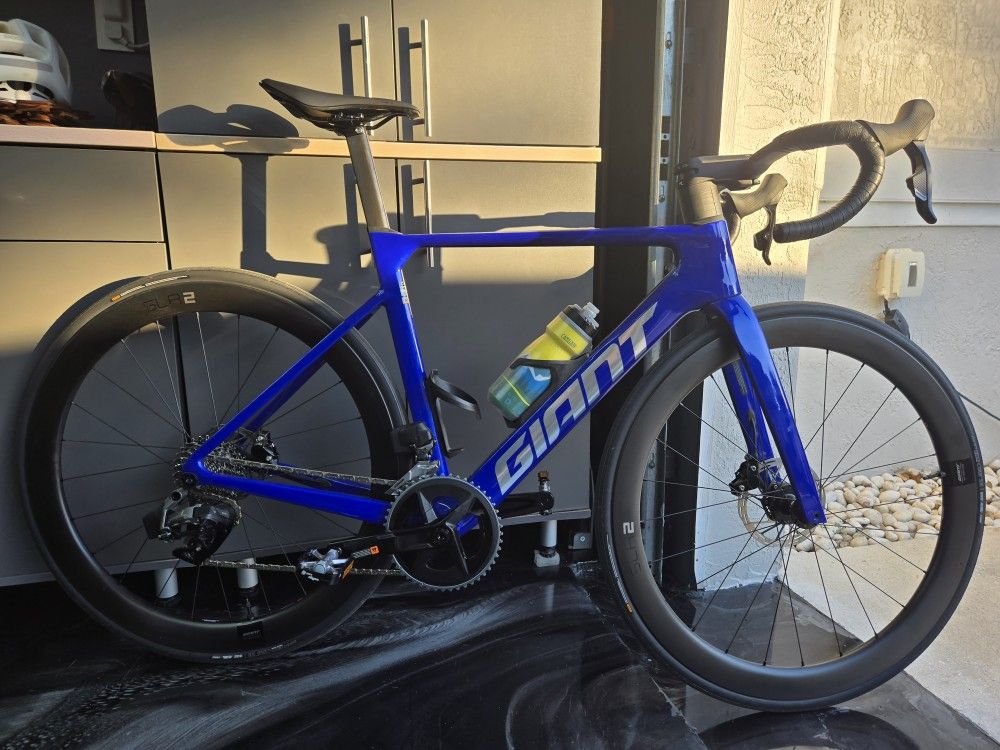 Giant Propel Advance 2025