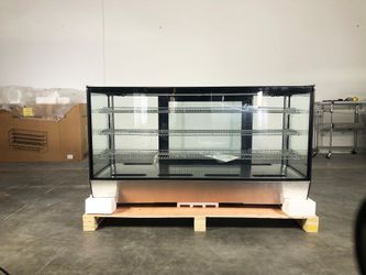 60 ins Refrigerated Countertop Bakery Display Case