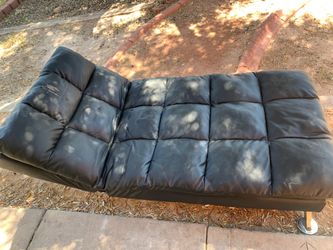 10$ pick up COUCH 🛋