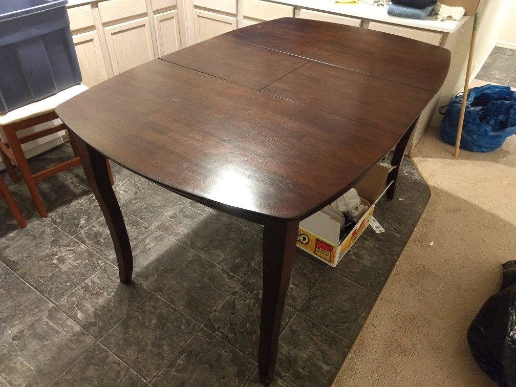 Kitchen Table With Removable Leaf