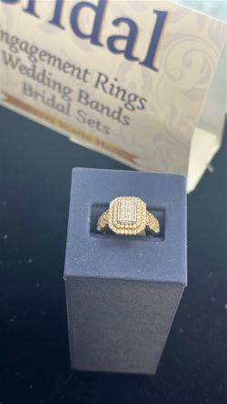 Gold ring