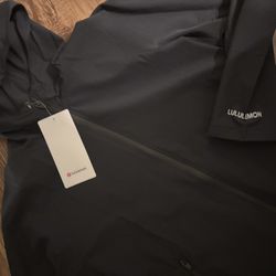 LuLulemon Jacket ( Medium )