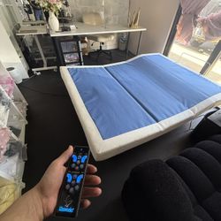 Queen Reverie 7S Slim Adjustable Bed Foundation 