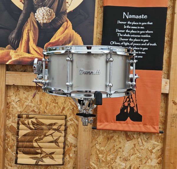 Snare Drum Display Bracket