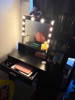 Vanity Pick up only!