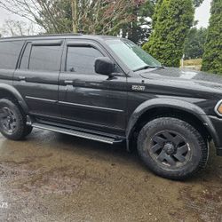 '00 Mitsubishi Montero Sport 3.5L 